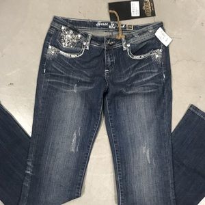 Grace in La bootcut jeans